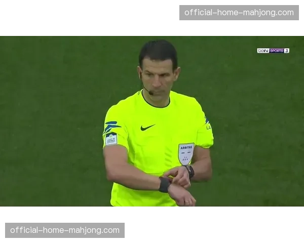 尼斯3-3战平洛里昂,卢谢梅开二度难救主 尼斯3-3战平洛里昂,卢谢梅开二度难救主