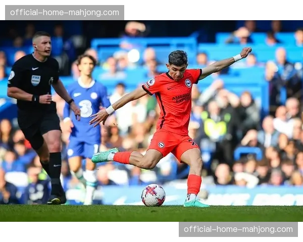 关键时刻：第89分钟，布莱顿通过连续一脚传递，从后场推进至禁区完成射门